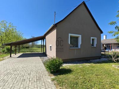 Eladó családi ház Balatonszabadi