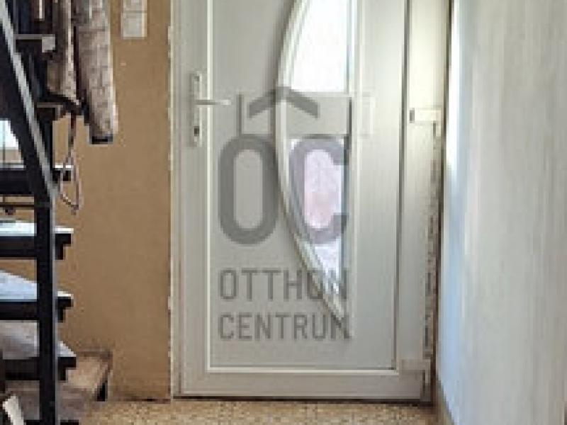 Eladó családi ház Budapest