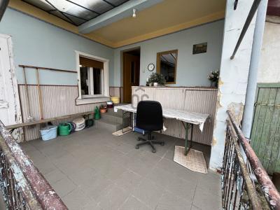 Eladó családi ház Tura