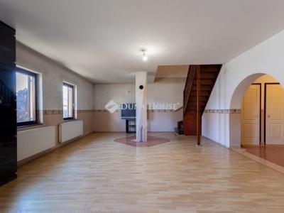 Eladó családi ház Budapest