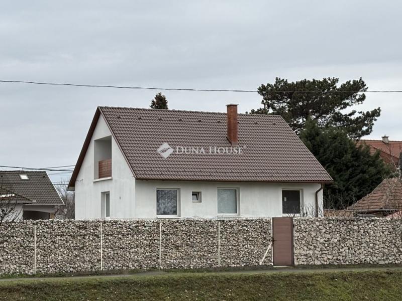 Eladó családi ház Gyál
