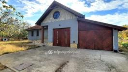 Eladó családi ház Kiskunfélegyháza