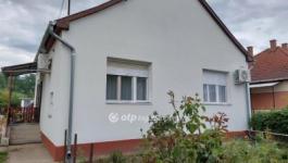 Eladó családi ház Hosszúpályi