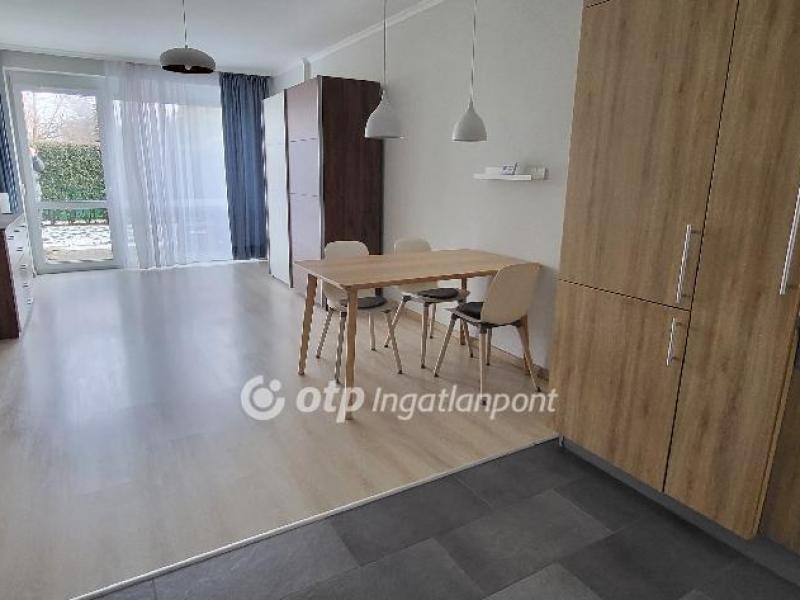 Eladó lakás Mosonmagyaróvár