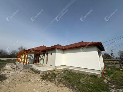 Eladó családi ház Pilis