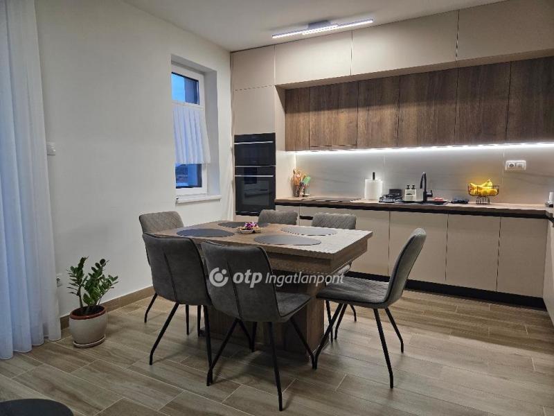 Kiadó lakás Debrecen