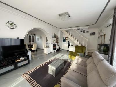 Eladó családi ház Inárcs