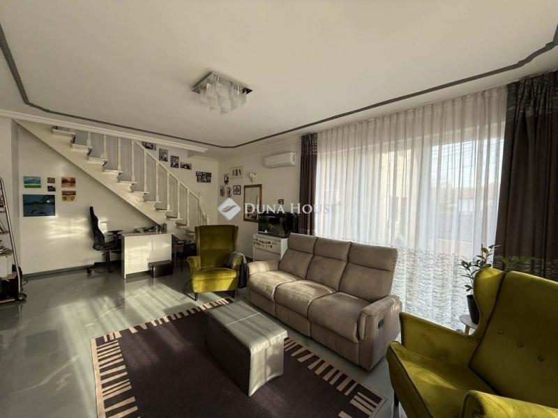 Eladó családi ház Inárcs