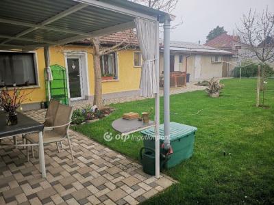 Eladó családi ház Budapest