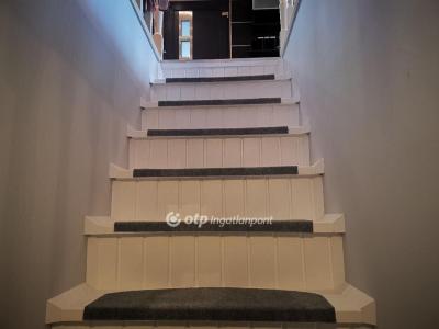 Eladó családi ház Budapest