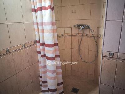 Eladó családi ház Budapest