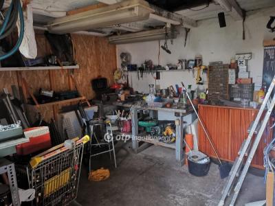 Eladó családi ház Budapest