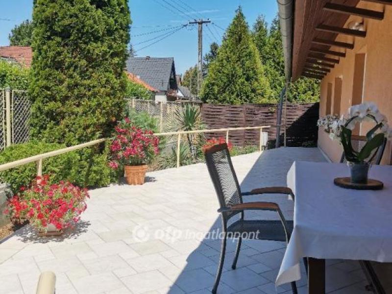 Eladó családi ház Harkány