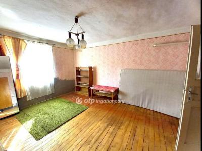 Eladó családi ház Csongrád