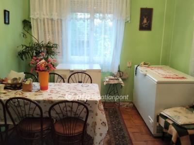 Eladó családi ház Felgyő