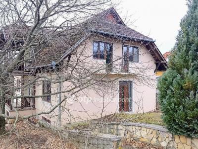 Eladó családi ház Gödöllő