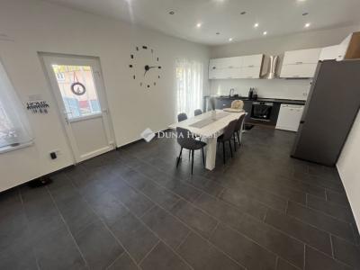 Eladó családi ház Cegléd