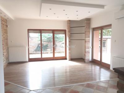 Eladó családi ház Vecsés