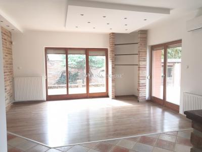 Eladó családi ház Vecsés