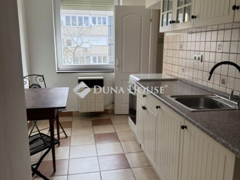 Eladó lakás Szigetszentmiklós