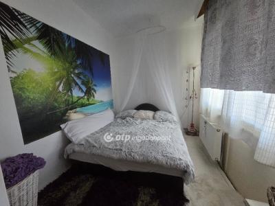 Eladó lakás Mezőhegyes