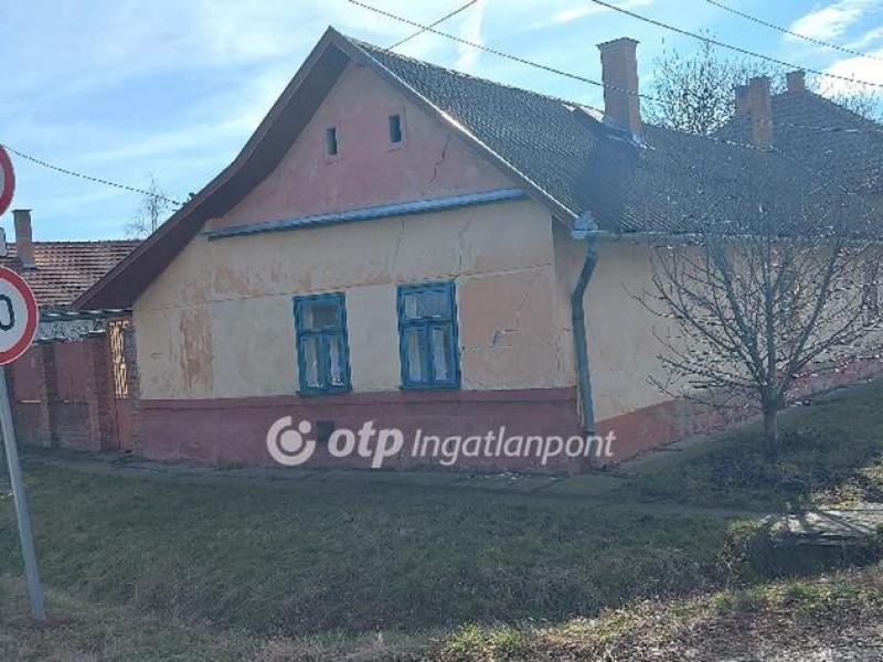 Eladó családi ház Kunszentmárton