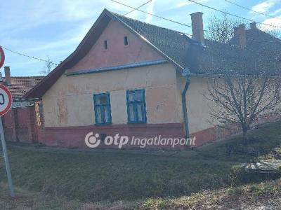 Eladó családi ház Kunszentmárton
