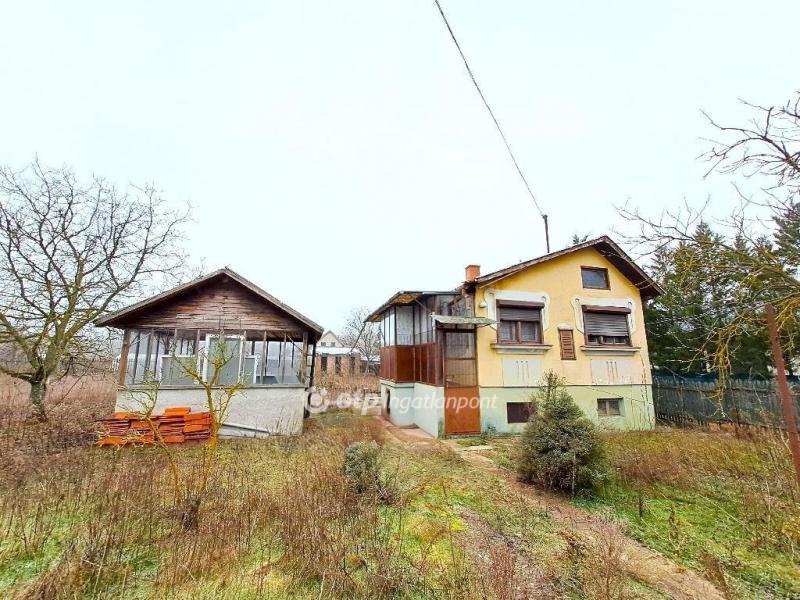 Eladó családi ház Kecskemét