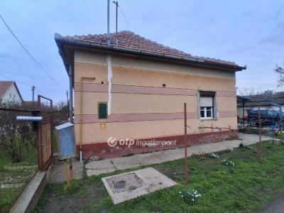 Eladó családi ház Pálmonostora
