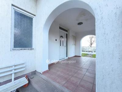 Eladó családi ház Orosháza