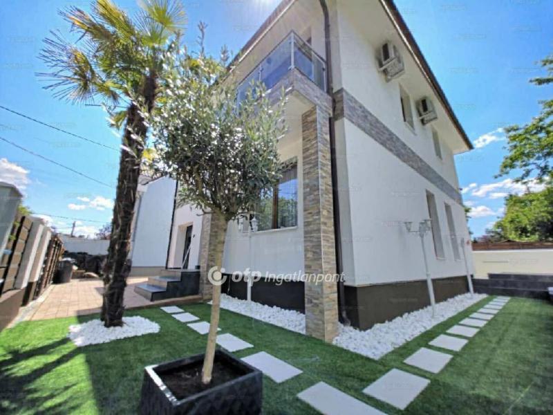 Eladó sorház Budapest