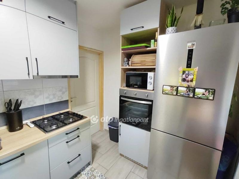 Eladó családi ház Felgyő