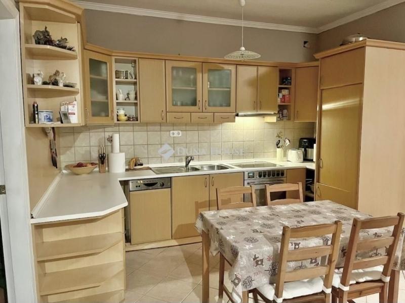 Eladó családi ház Szigetszentmiklós