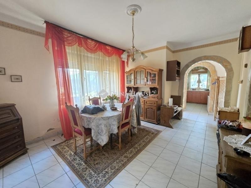 Eladó családi ház Pécs