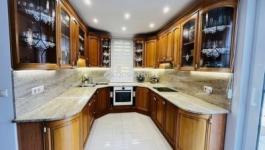 Eladó családi ház Monor