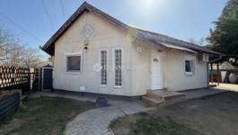 Eladó lakás Gyömrő