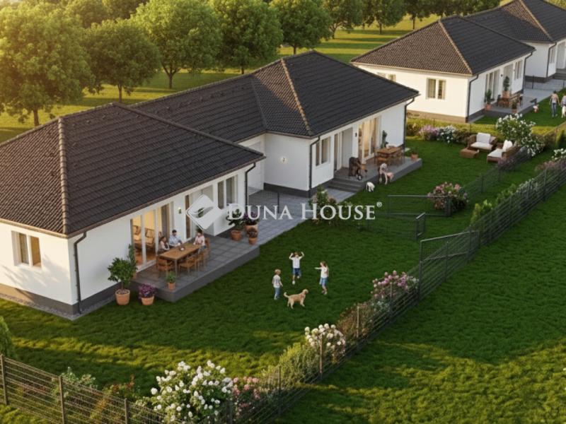 Eladó ikerház Monor