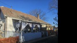 Eladó családi ház Tápiószentmárton