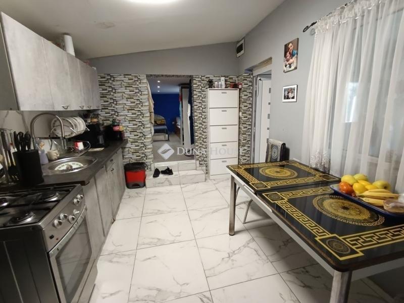 Eladó családi ház Tápióbicske