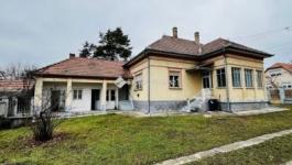 Eladó családi ház Tápiószecső