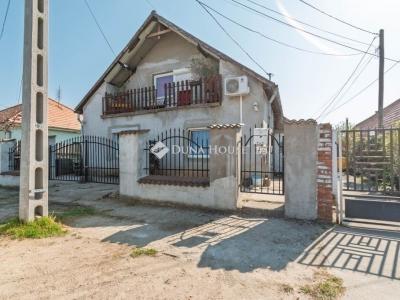 Eladó ikerház Gyál