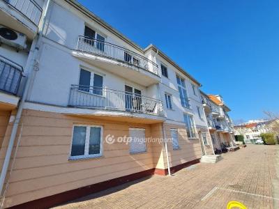 Eladó lakás Hajdúszoboszló