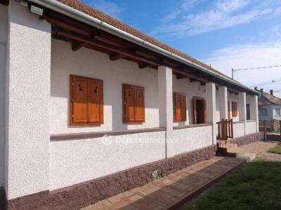 Eladó családi ház Recsk