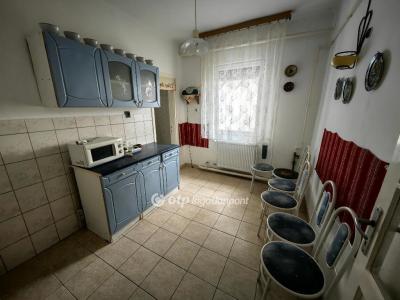 Eladó családi ház Bucsa