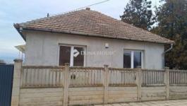 Eladó családi ház Tápiószecső