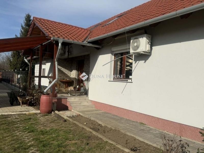 Eladó ikerház Üllő