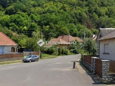 Eladó családi ház Parasznya