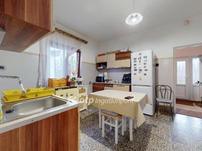 Eladó családi ház Nyírbátor