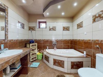 Eladó családi ház Tiszakóród