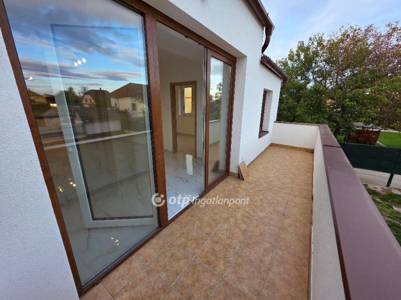 Eladó lakás Hajdúszoboszló